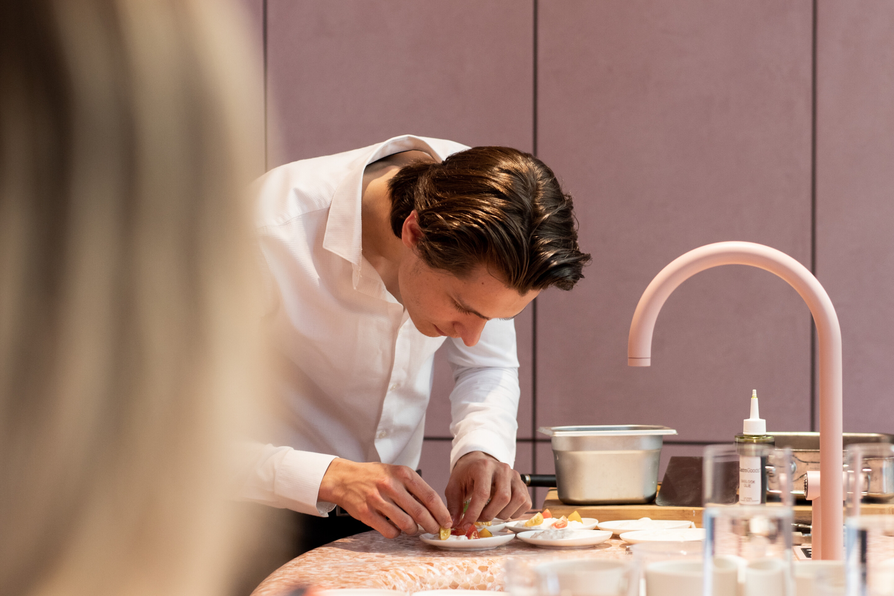 Skinn Pink Restaurant Interior 10
