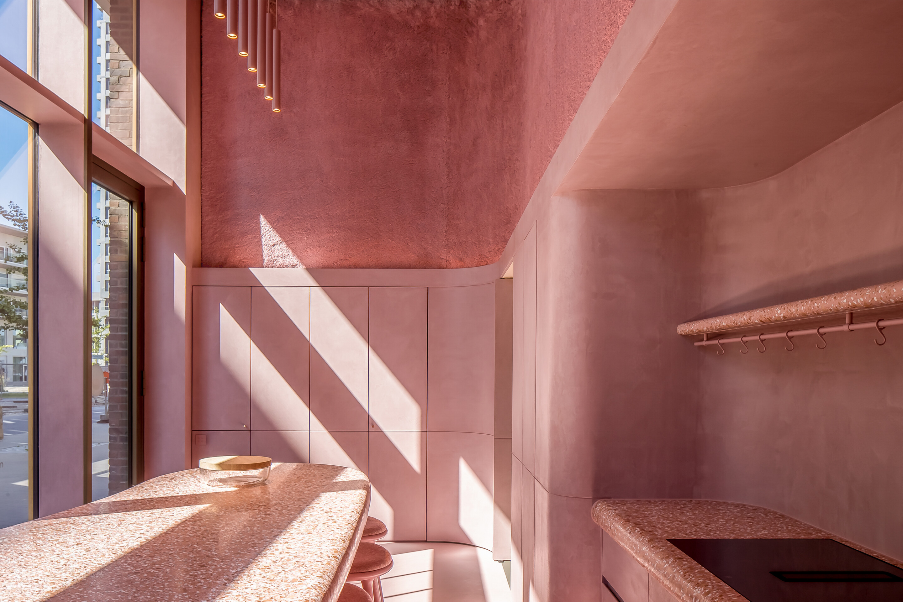 Skinn Pink Restaurant Interior 11